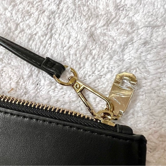 NWT KURT GEIGER CARVELA black medium wristlets clutches. - Picture 5 of 8